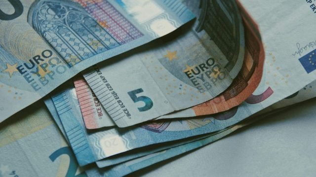 Cash moet aanvaard worden
